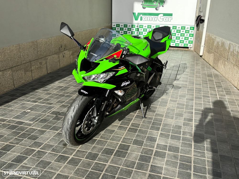 Kawasaki ZX ZX6R - 4