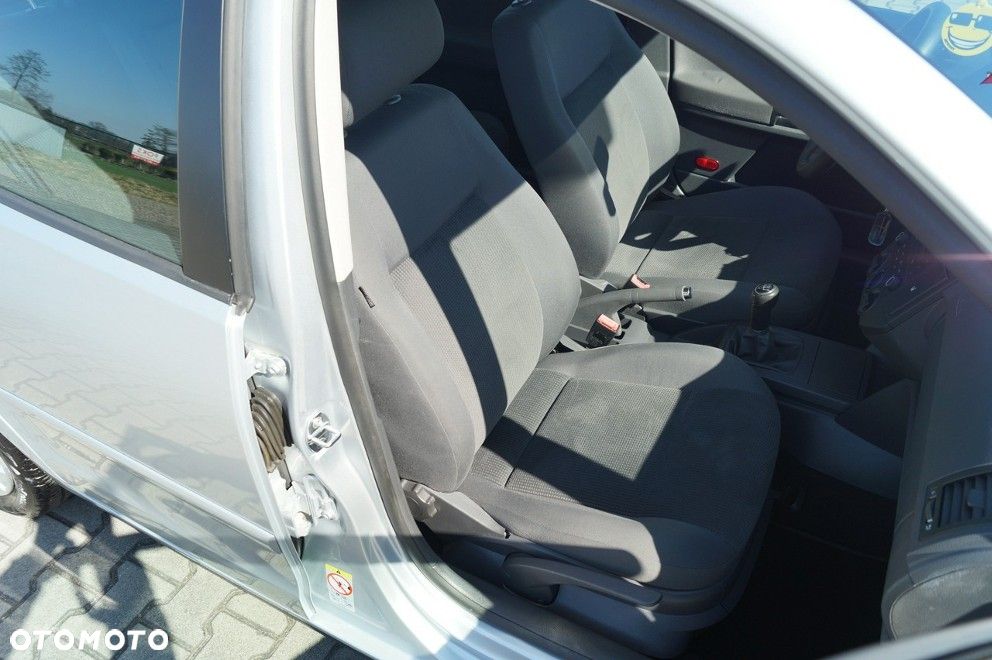 Volkswagen Polo 1.4 Tour - 13