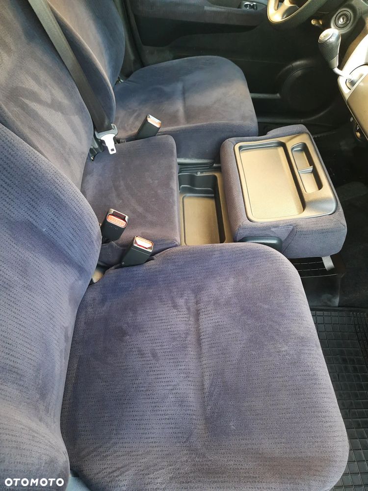 Honda FR-V 1.8 Comfort - 26