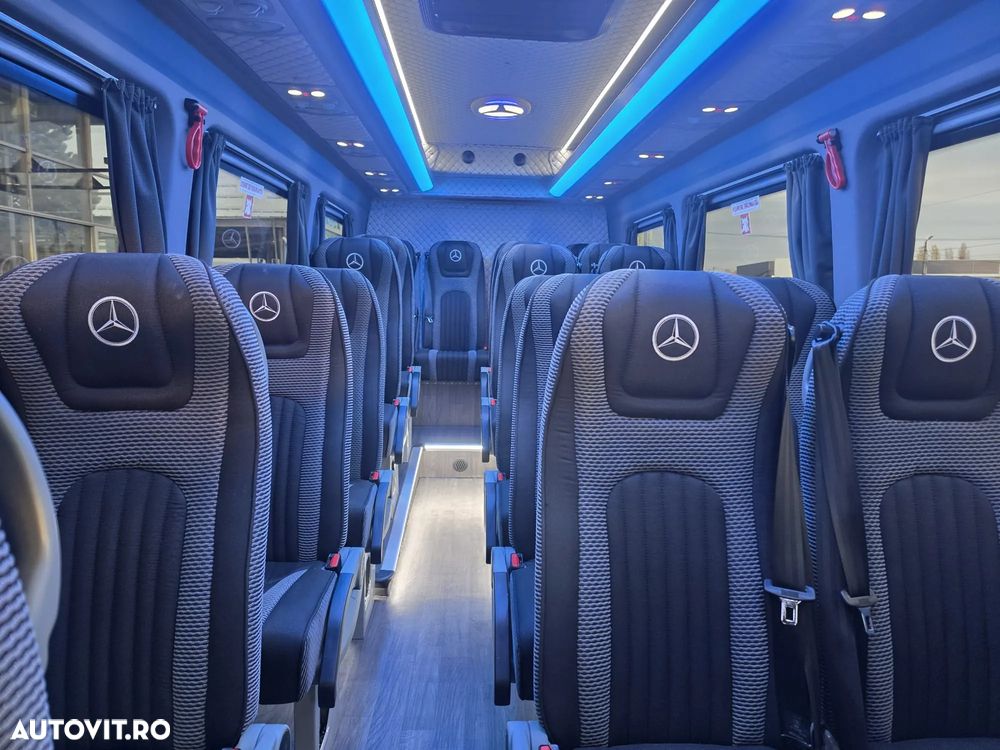 Mercedes-Benz Sprinter 517 Cdi M2 Cat II / 19+1+1 - 13