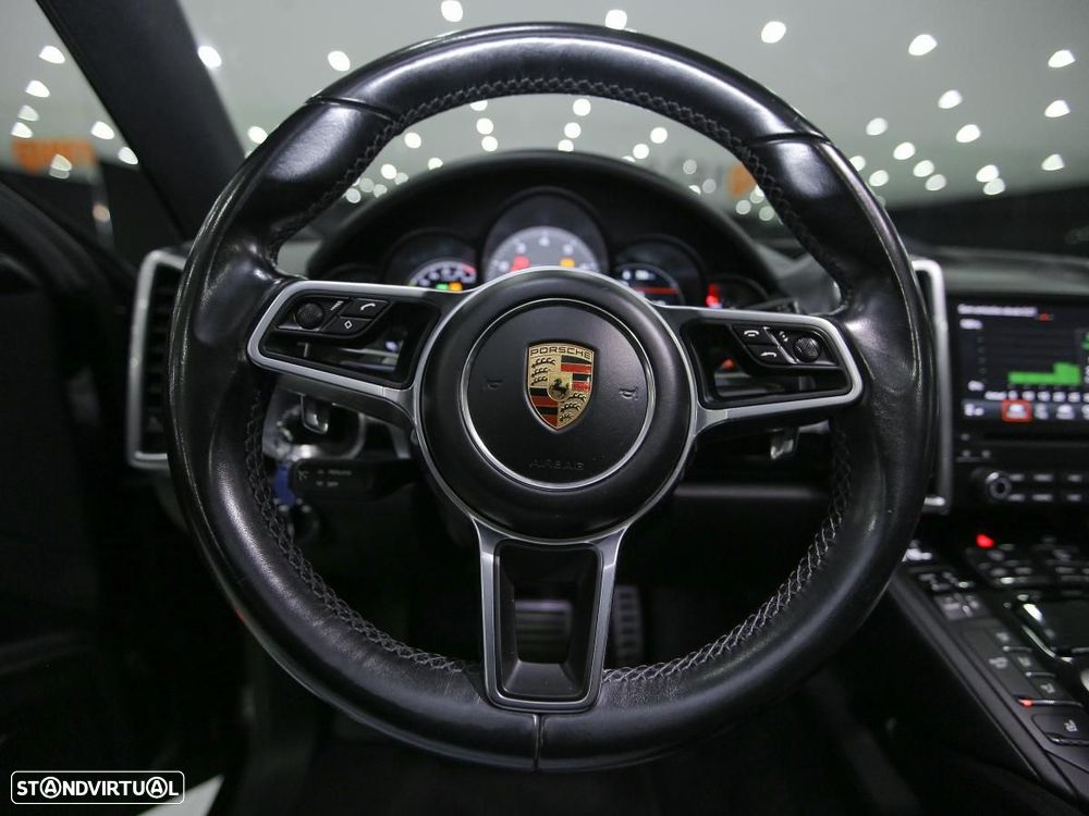 Porsche Cayenne S E-Hybrid Platinum Edition - 21