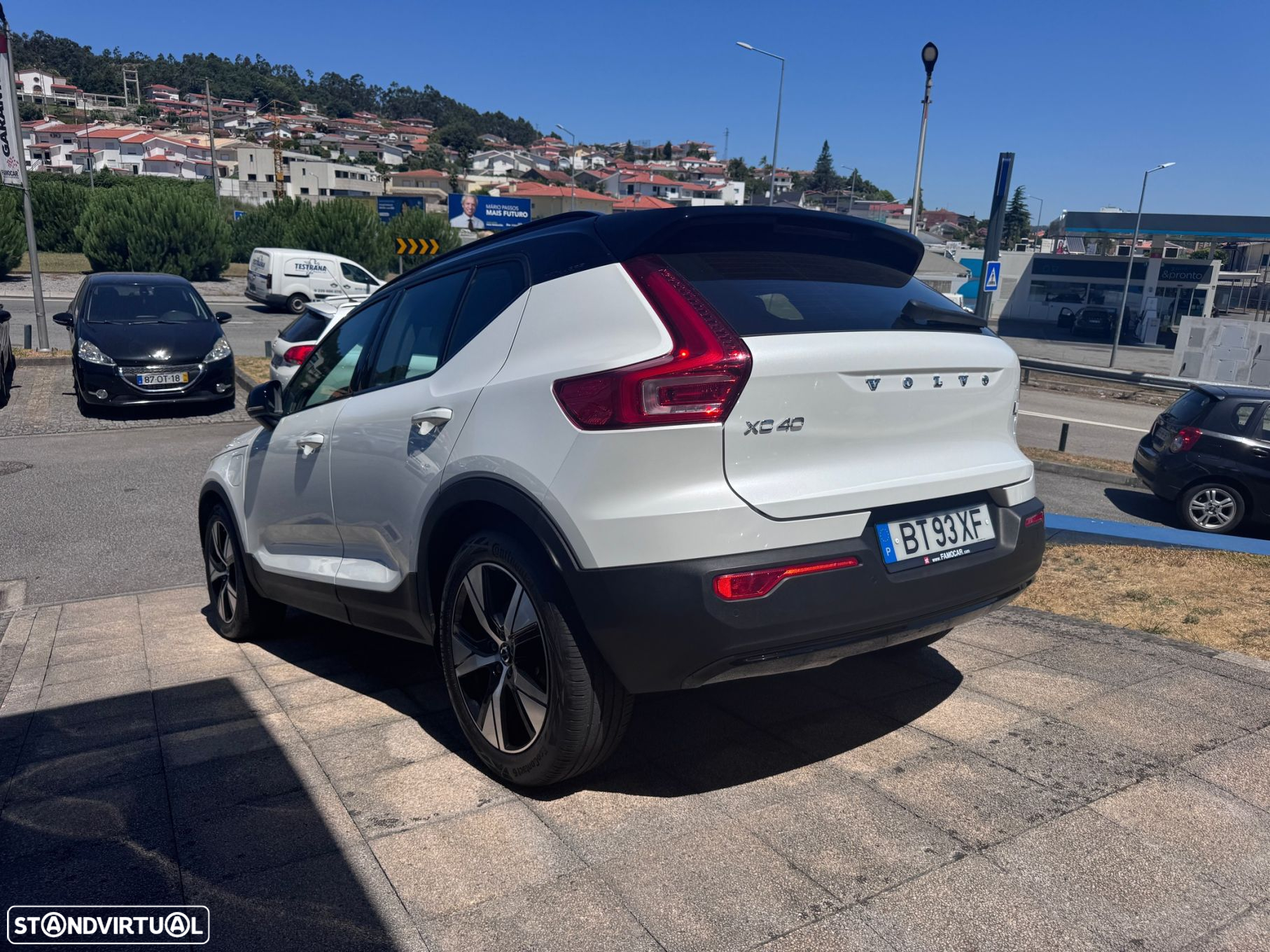 Volvo XC 40 1.5 T4 PHEV R-Design - 4