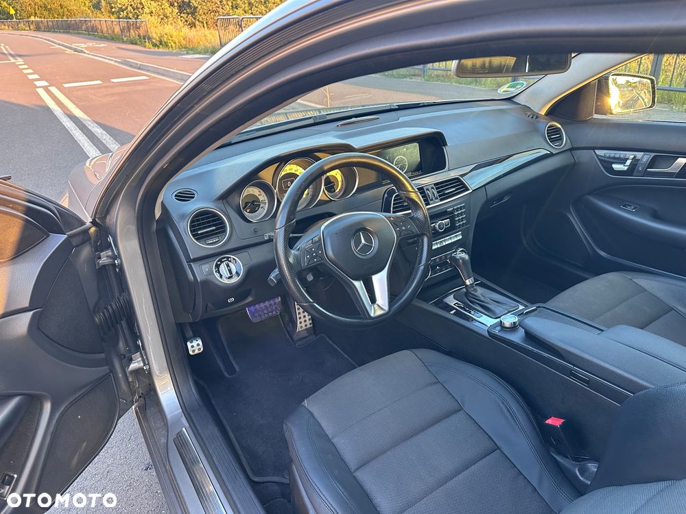 Mercedes-Benz Klasa C 220 CDI DPF Automatik Avantgarde - 8