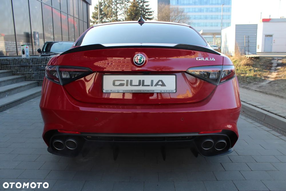 Alfa Romeo Giulia 2.9 Bi Turbo V6 Quadrifoglio - 8