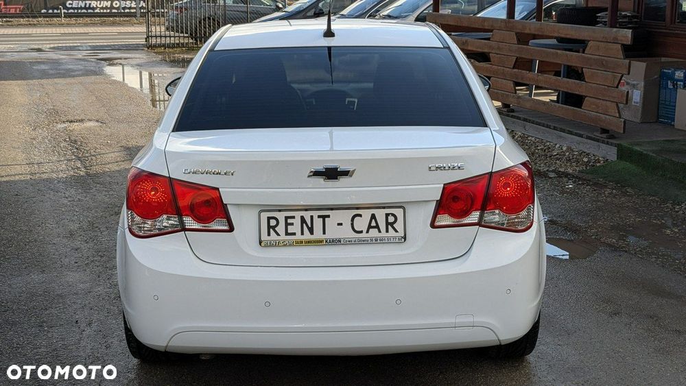 Chevrolet Cruze - 32