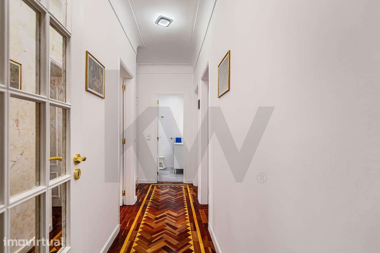 Sofisticação e Centralidade: Exclusivo Apartamento no Coração de Lisbo - Grande imagem: 4/30