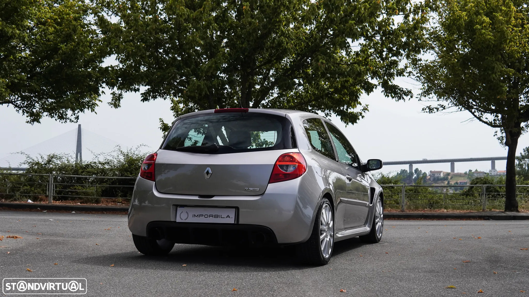 Renault Clio 2.0 16V Sport - 30