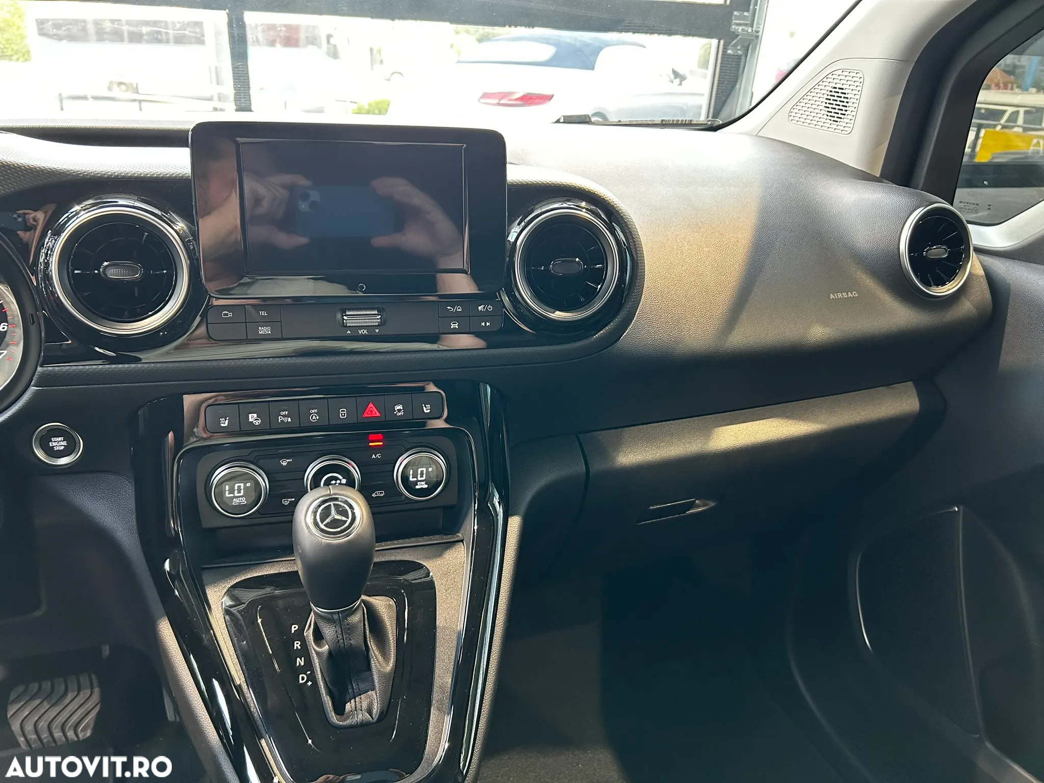 Mercedes-Benz T Clasa 180 7G-DCT STYLE - 7