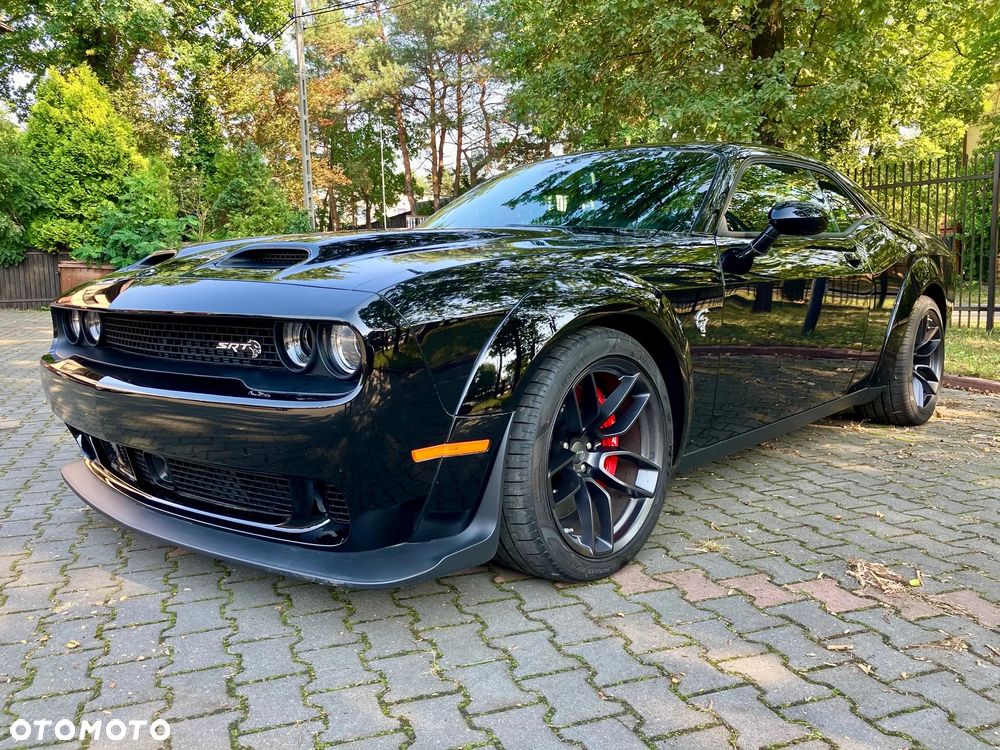 Dodge Challenger 6.2 Hellcat Widebody - 12