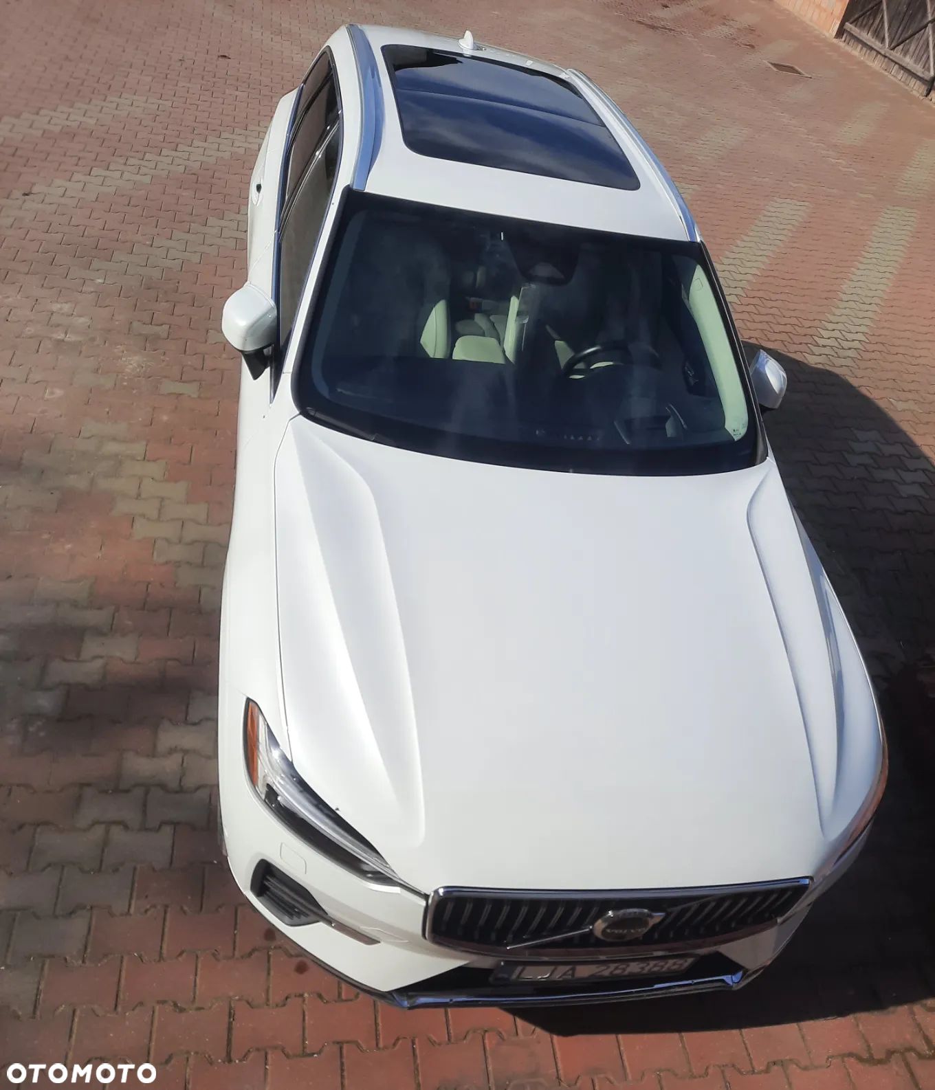 Volvo XC 60 - 1
