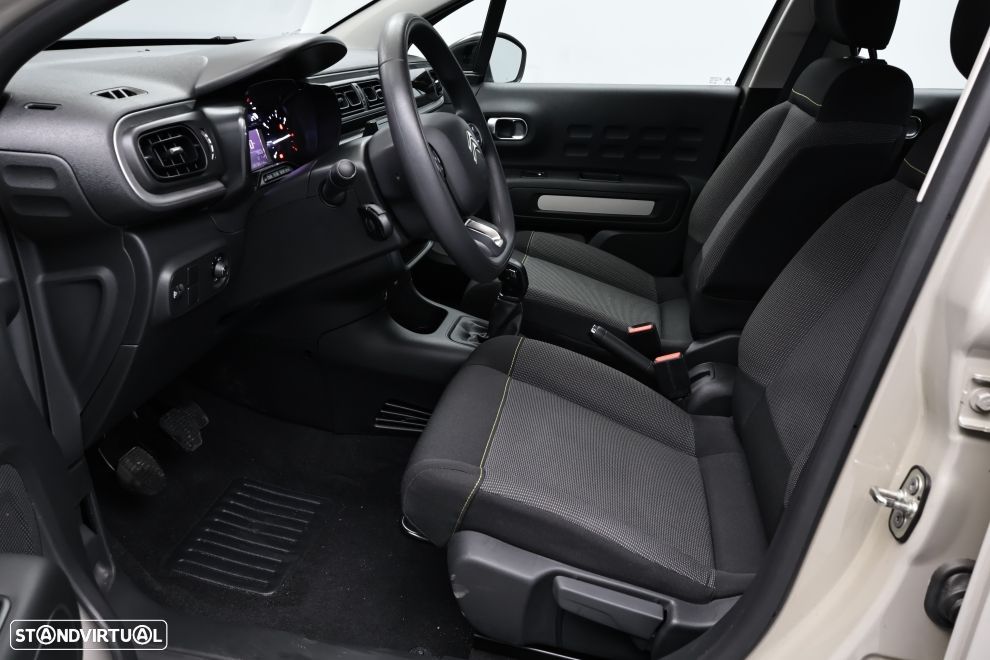 Citroën C3 1.2 PureTech Plus - 23