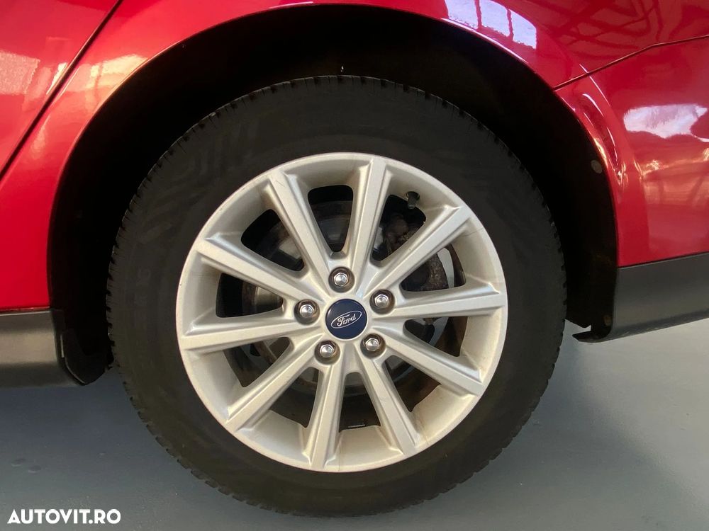 Ford Focus - 12