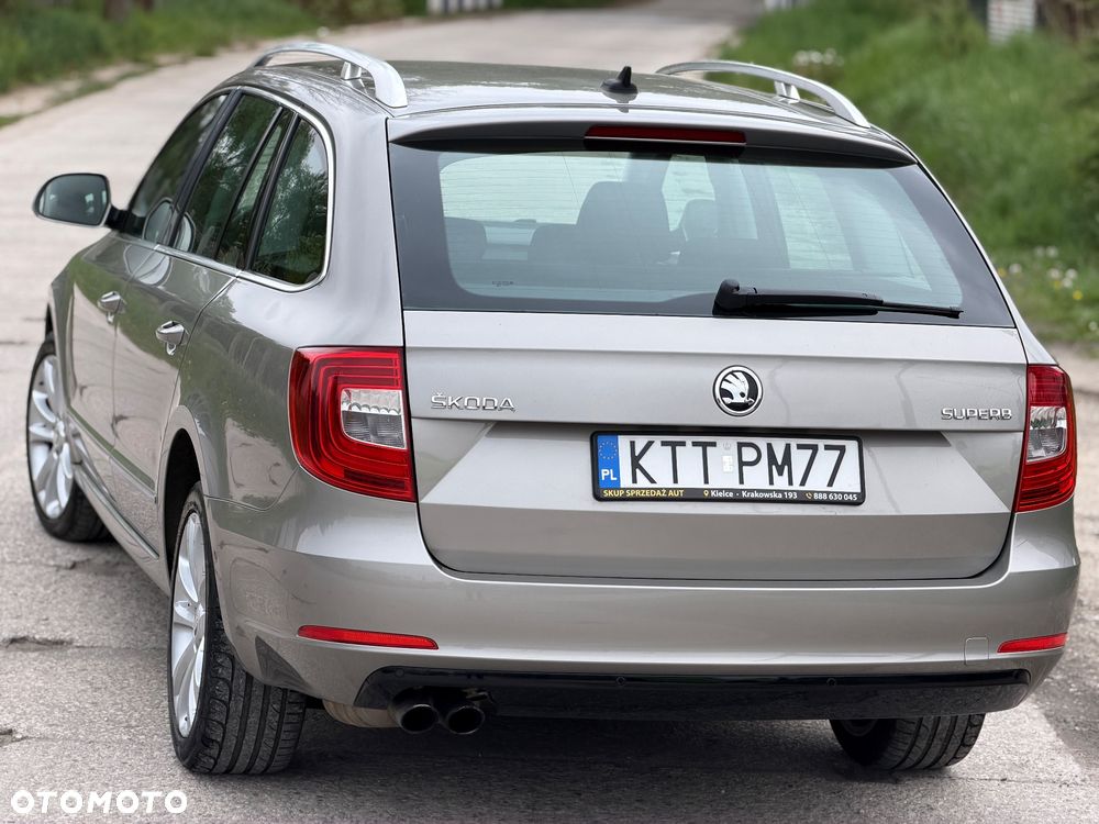 Skoda Superb 2.0 TDI Elegance DSG - 16