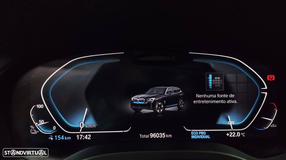 BMW iX3 Inspiring - 13