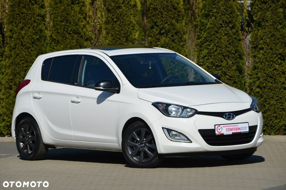 Hyundai i20 - 19