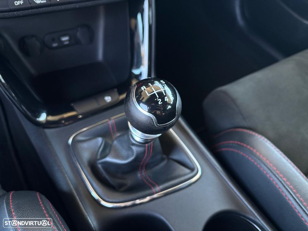 Kia Ceed 1.6 T-GDI GT - 15