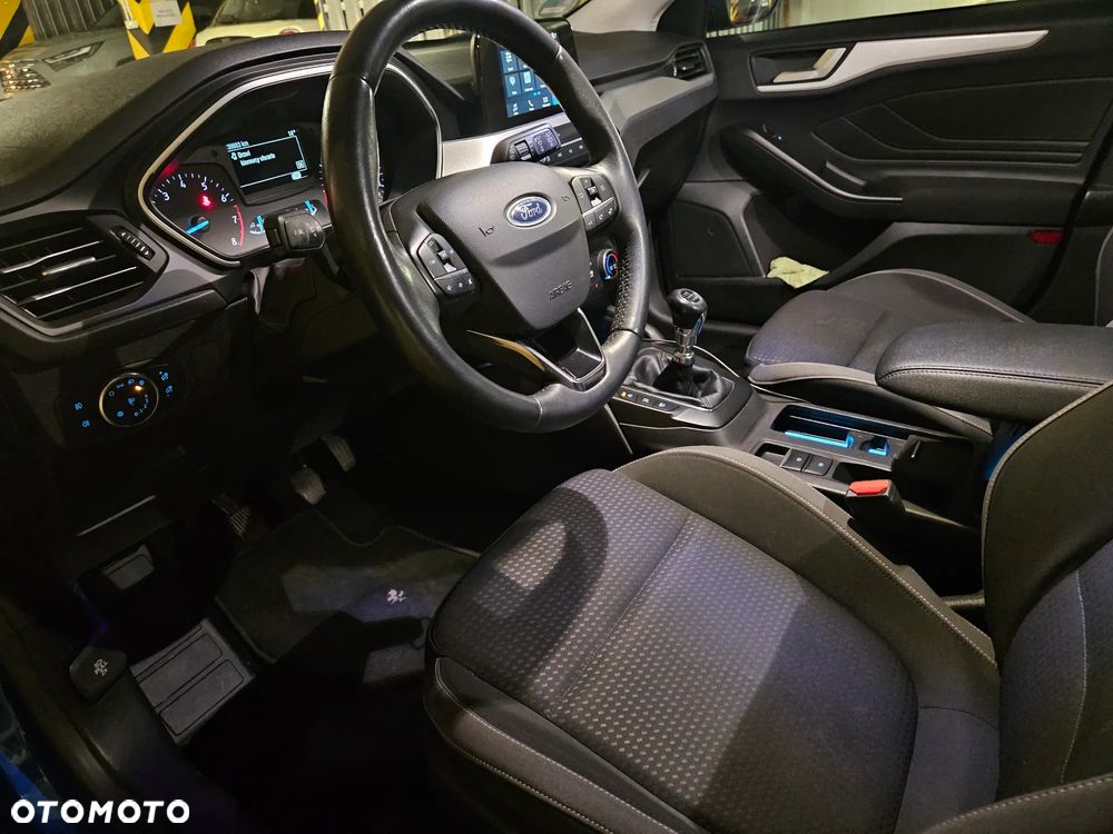 Ford Focus 1.0 EcoBoost STart-Stopp-System ACTIVE - 29