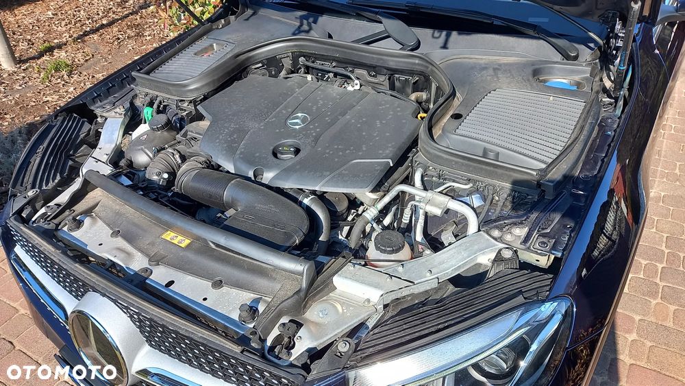 Mercedes-Benz GLC 250 d 4Matic 9G-TRONIC AMG Line - 11