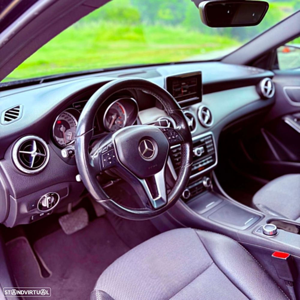 Mercedes-Benz GLA 180 CDI Urban Aut. - 11