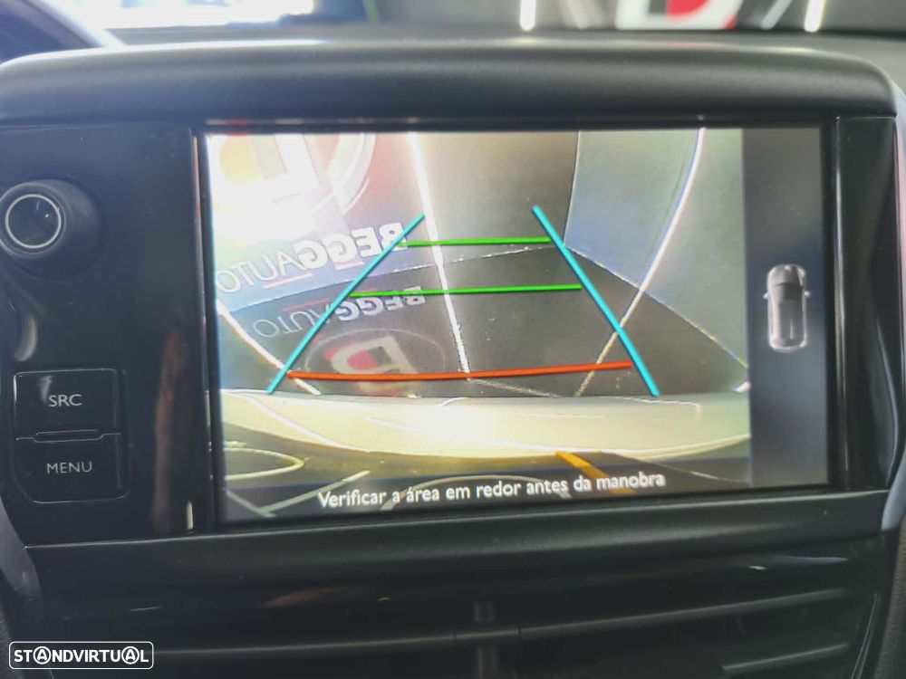 Peugeot 208 1.6 BlueHDi Style - 13