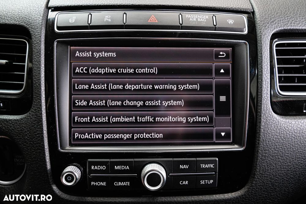 Volkswagen Touareg 3.0 V6 TDI SCR Blue Motion DPF Automatik Executive Edition - 20