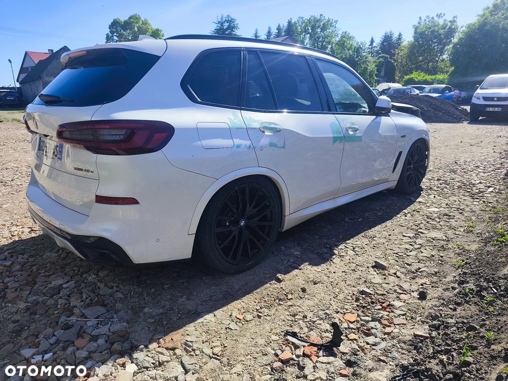 BMW X5 xDrive45e - 10