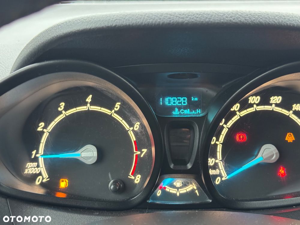 Ford Transit Courier Trend - 25