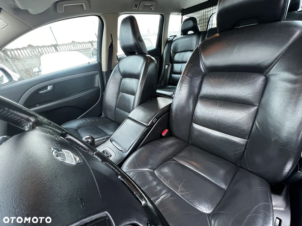 Volvo V70 2.0 Kinetic - 14