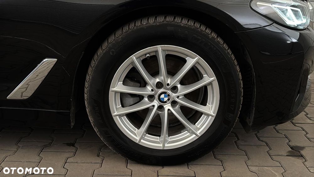 BMW Seria 5 - 16