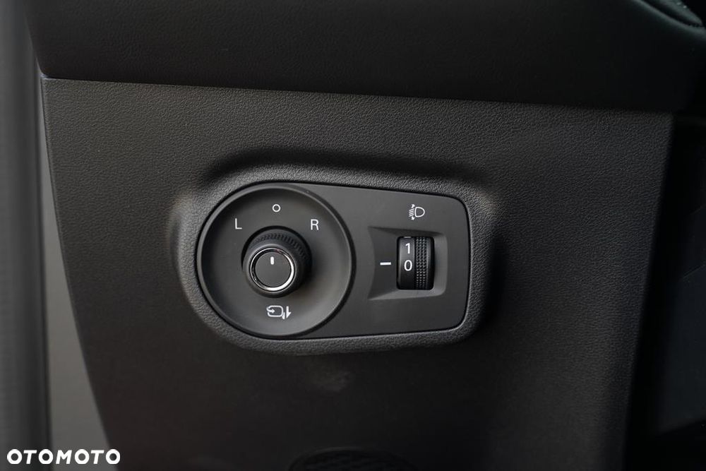 MG ZS 1.5 HEV+ Exclusive - 13