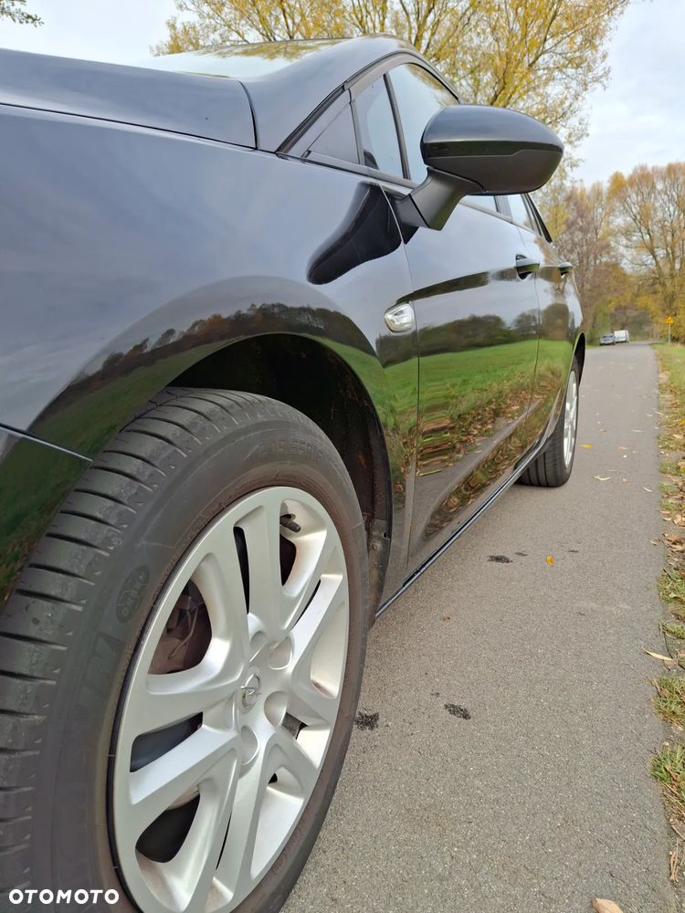 Opel Astra IV 1.6 CDTI Sport - 11