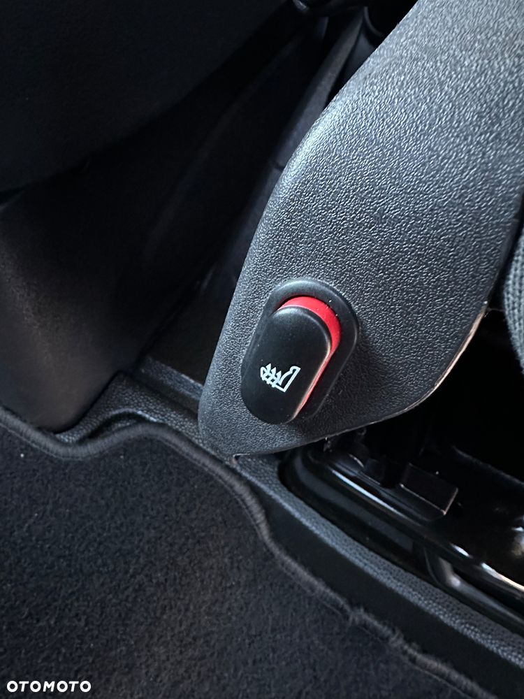 Ford TRANSIT CUSTOM - 20