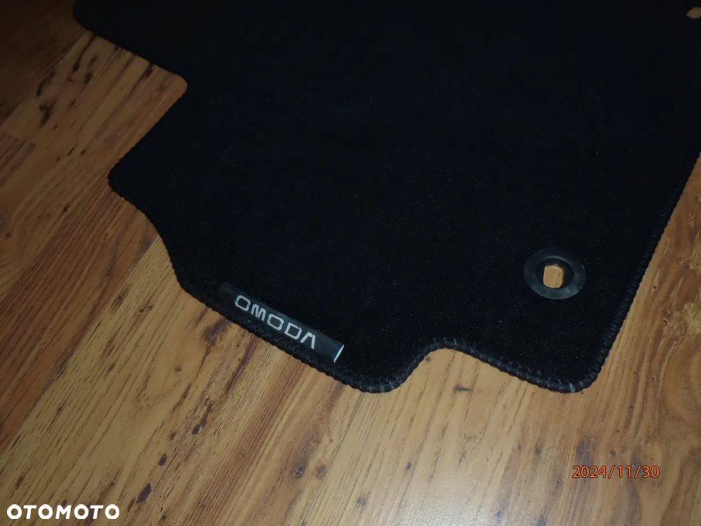 dywanikI dywanik wykładzina welur Chery Omoda 5 22-24r 4 szt ORYGINAŁ - 11