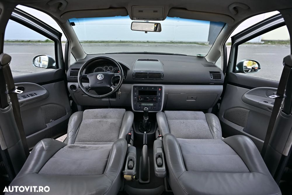 Volkswagen Sharan 1.9TDI Trendline - 9