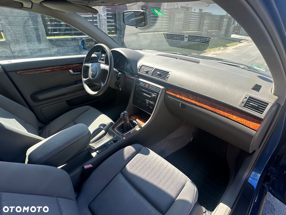 Audi A4 Avant 1.8 T - 13