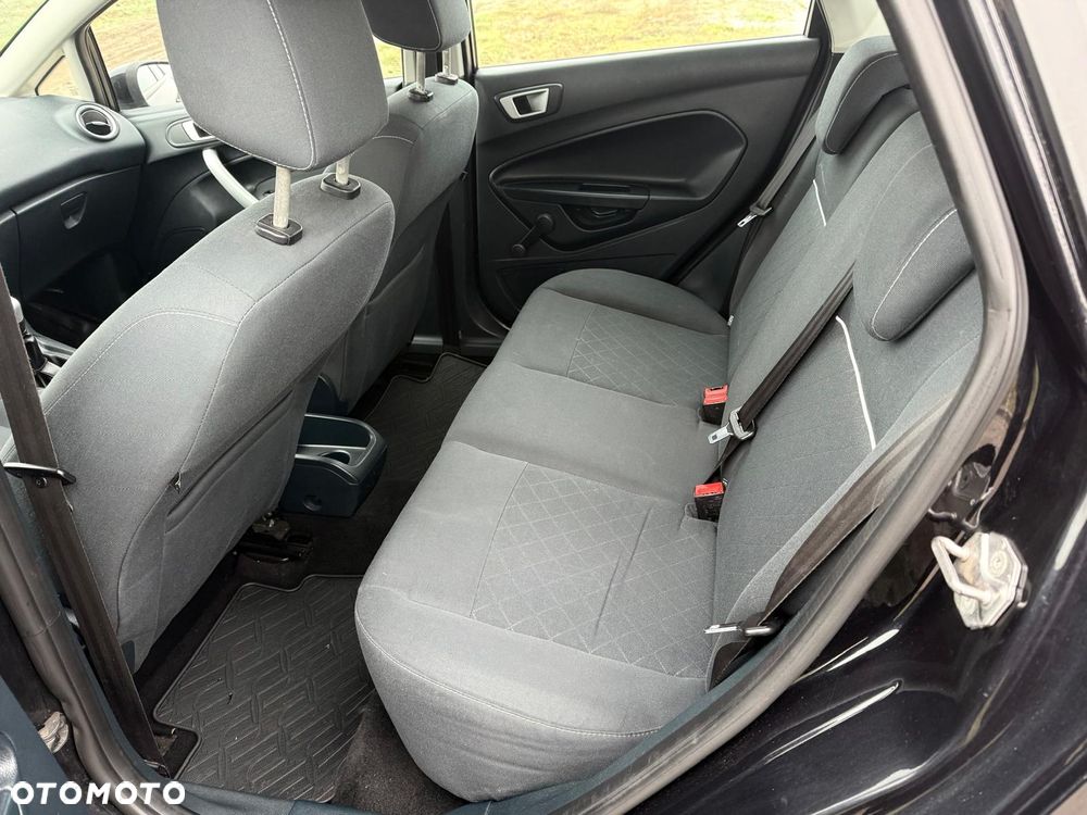 Ford Fiesta 1.25 Celebration - 19