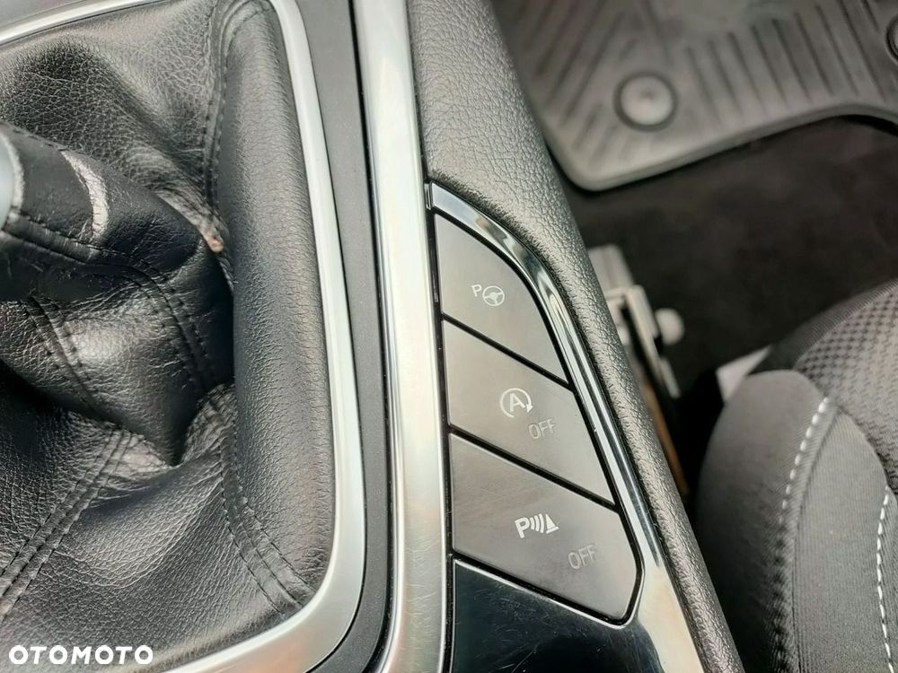 Ford S-Max - 33
