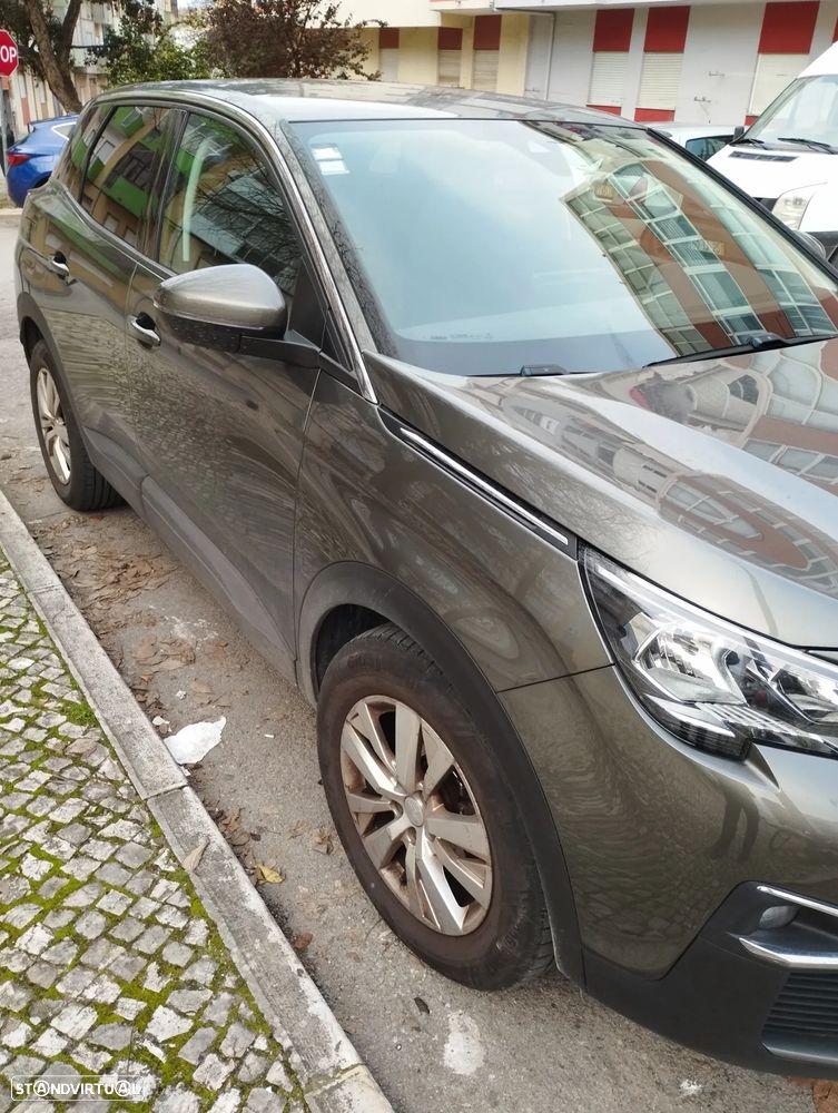 Peugeot 3008 1.5 BlueHDi Active - 3