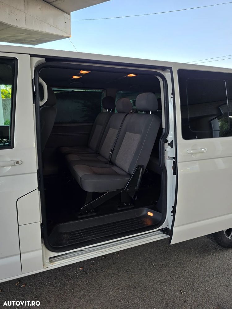 Volkswagen Caravelle - 35