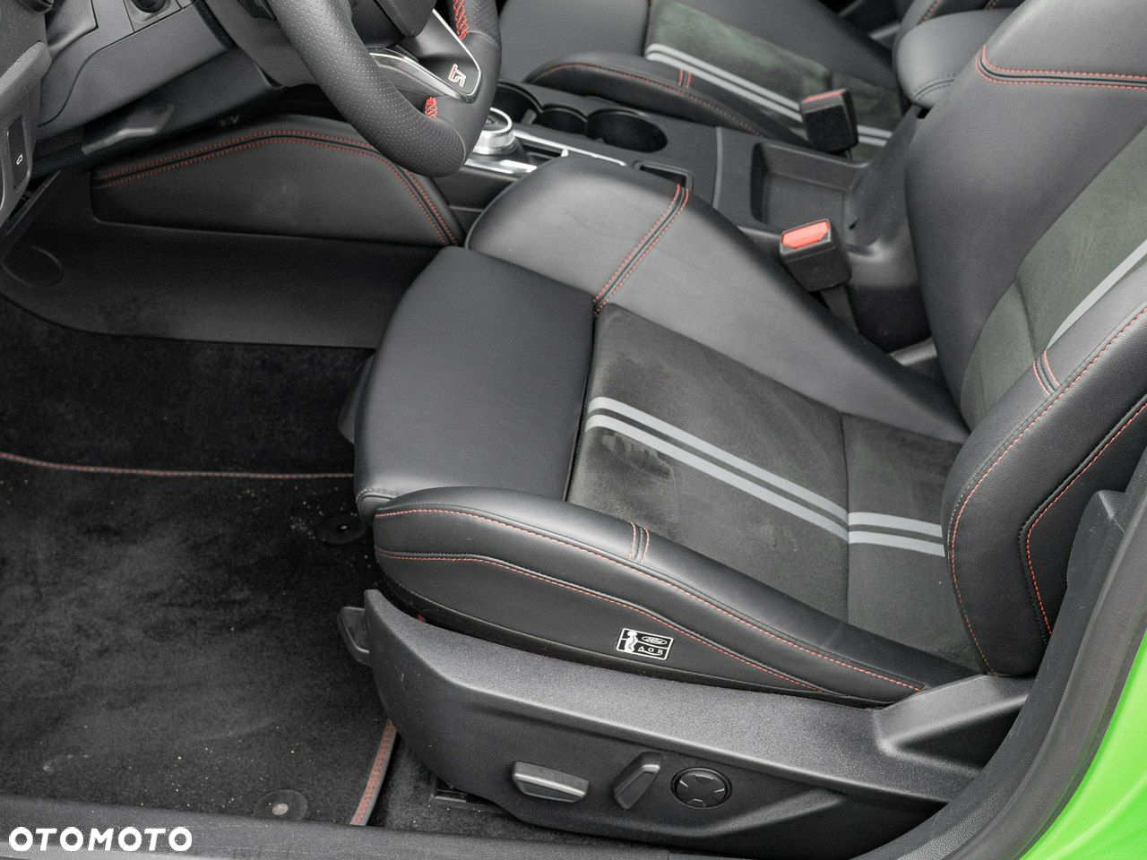 Ford Focus 2.3 EcoBoost ST X - 14