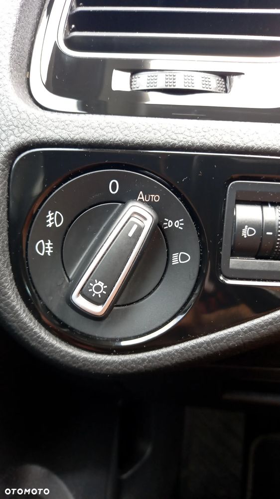 Volkswagen Golf 1.6 TDI BlueMotion Trendline - 23