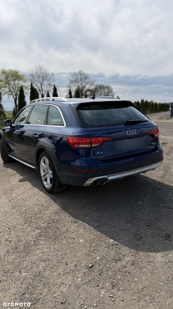 Audi A4 Allroad - 9