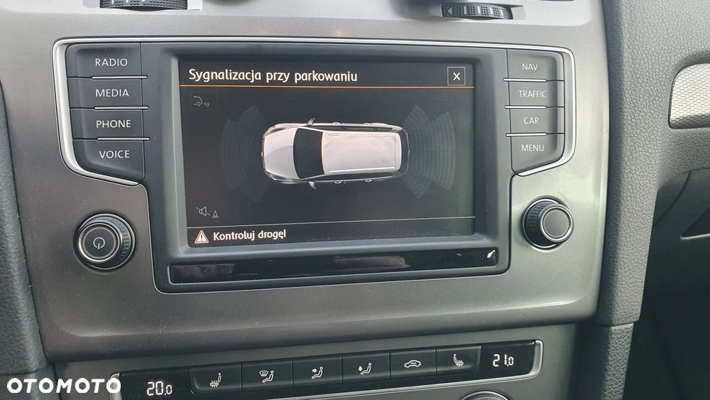 Volkswagen Golf 1.6 TDI 4Motion BlueMotion Technology Comfortline - 8