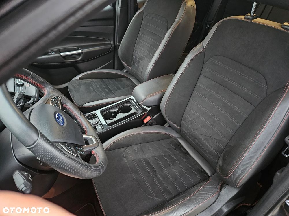 Ford Kuga 1.5 EcoBoost 4x4 ST-Line - 23