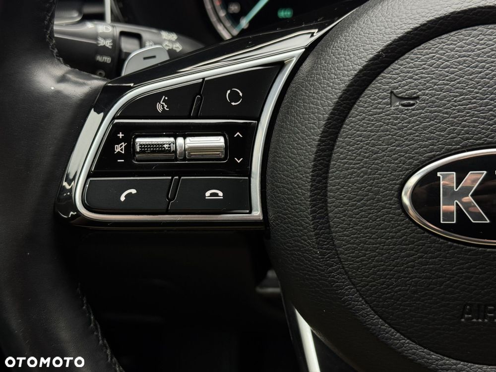 Kia Ceed 1.6 GDI PHEV L Business Line DCT - 24