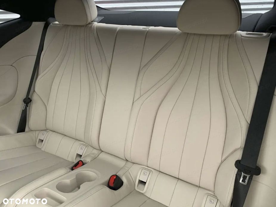 Mercedes-Benz CLE 300 mHEV 4-Matic AMG Line - 16