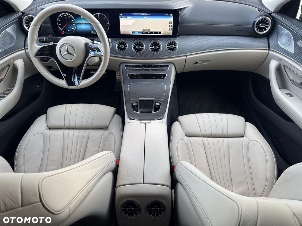 Mercedes-Benz CLS - 21