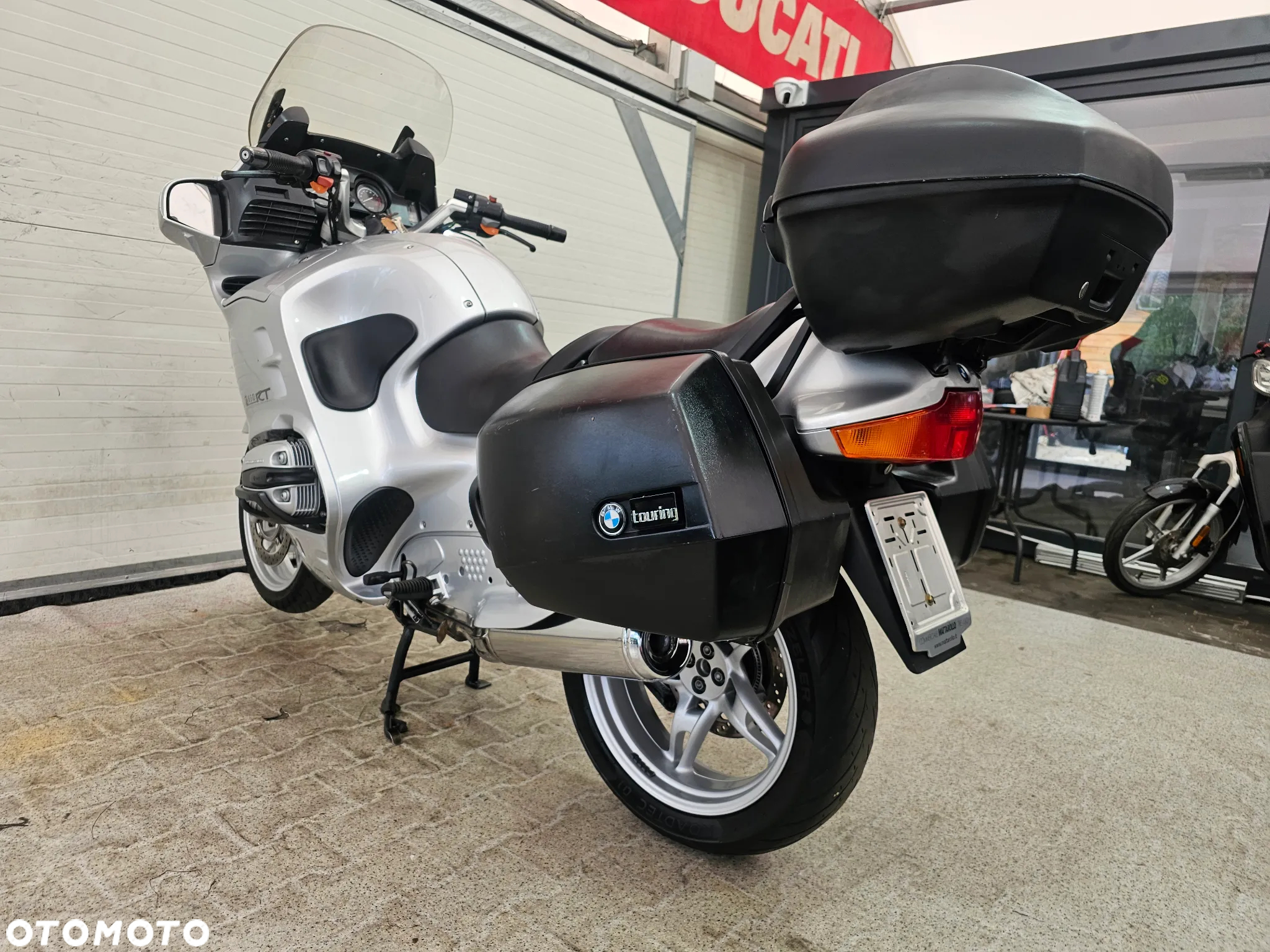 BMW RT - 18