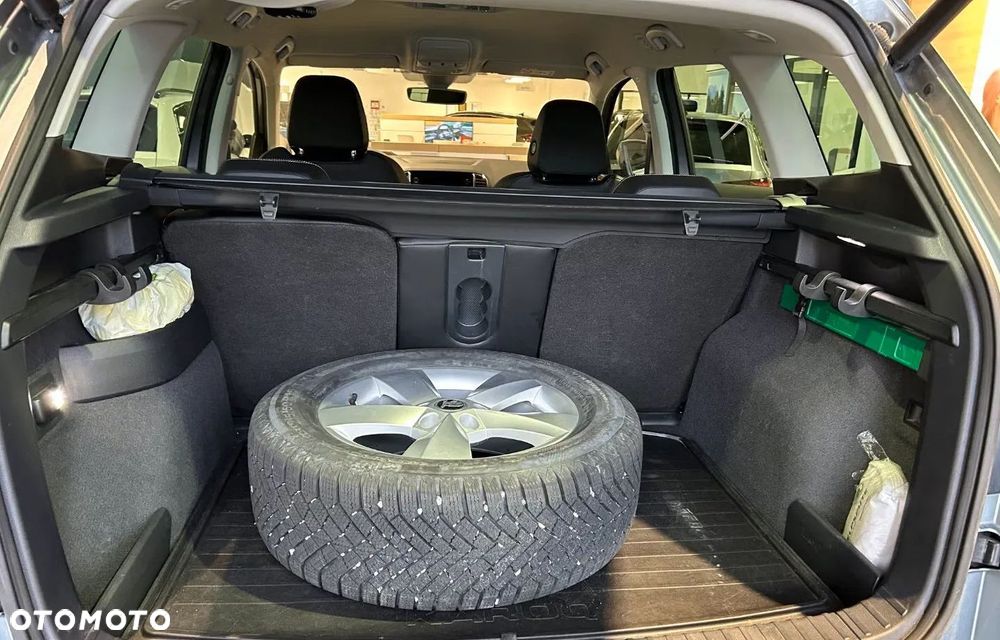 Skoda Karoq 2.0 TDI SCR 4x4 Style DSG - 10