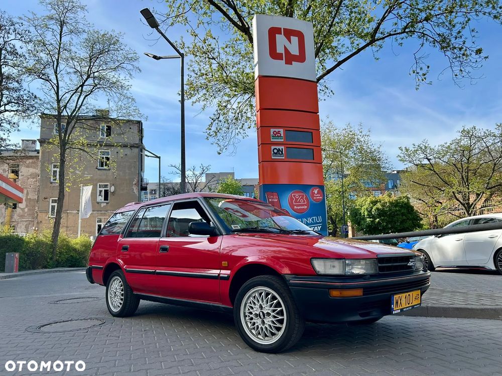 Toyota Corolla 1.6 Si - 8